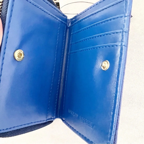 NWT Badgley Mischka Electric Blue Zip Around Wallet - Picture 5 of 5
